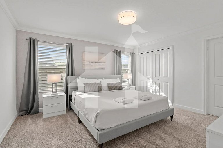 Vacation Home Near Disney, 4 bedrooms