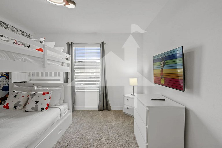Vacation Home Near Disney, 4 bedrooms
