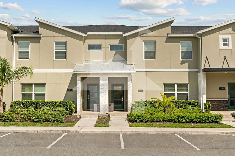 Vacation Home Near Disney, 4 bedrooms