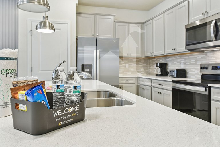 Vacation Home Near Disney, 5 bedrooms