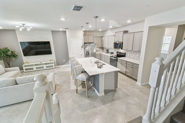 Vacation Home Near Disney, 5 bedrooms