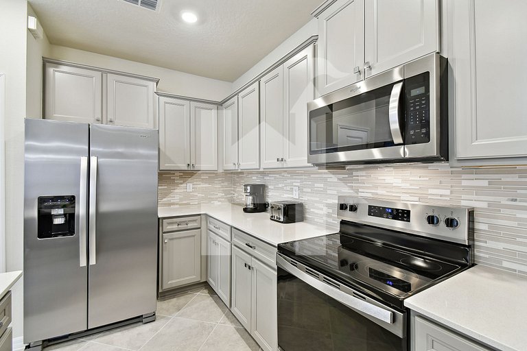 Vacation Home Near Disney, 5 bedrooms