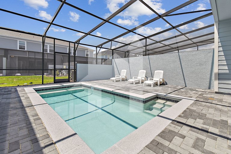 Vacation Home Near Disney, 5 bedrooms