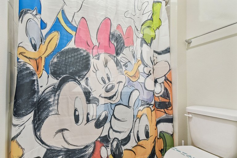 Vacation Home Near Disney, 5 bedrooms