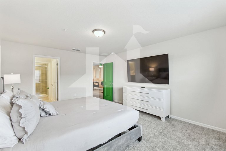 Vacation Home Near Disney, 5 bedrooms