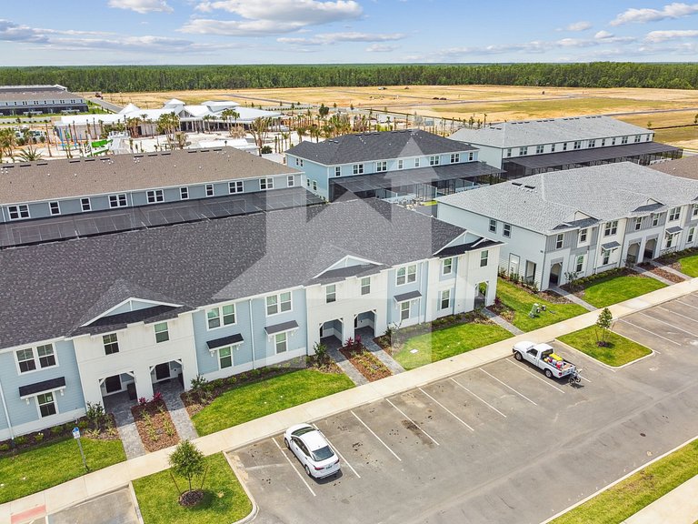 Vacation Home Near Disney, 5 bedrooms