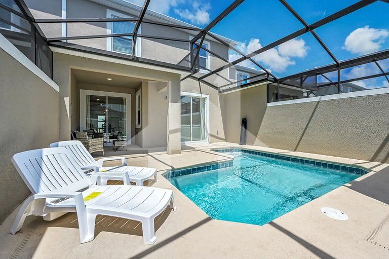 Vacation Home Near Disney, 4 bedrooms
