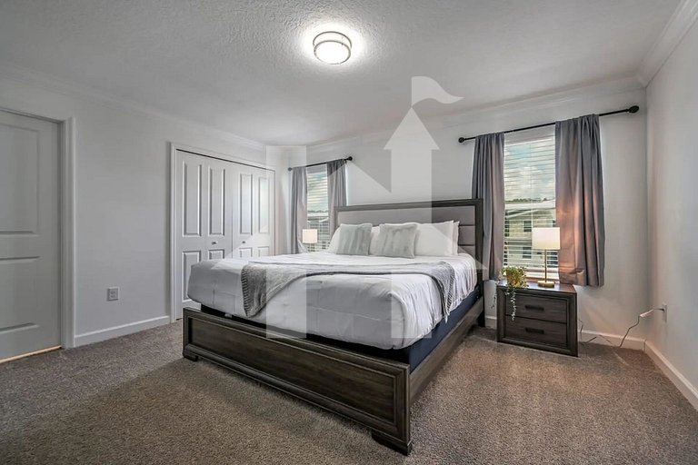 Vacation Home Near Disney, 4 bedrooms