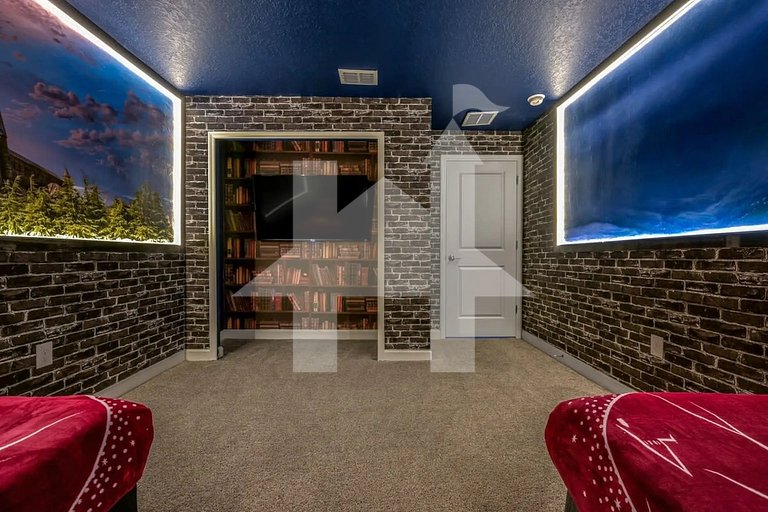Vacation Home Near Disney, 4 bedrooms