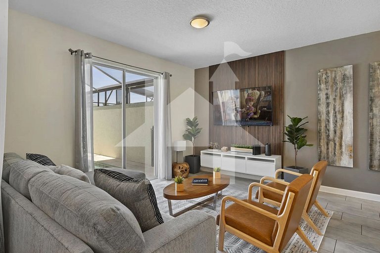 Vacation Home Near Disney, 4 bedrooms