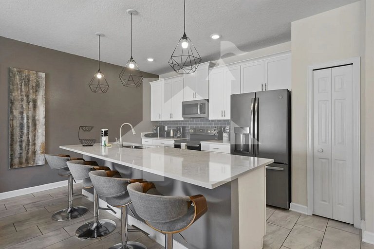 Vacation Home Near Disney, 4 bedrooms
