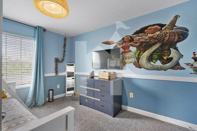 Vacation Home Near Disney, 4 bedrooms