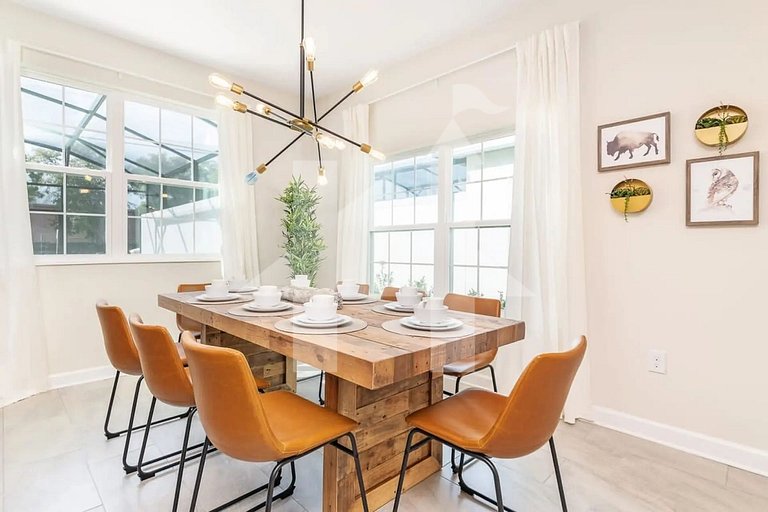 Vacation Home Near Disney, 5 bedrooms
