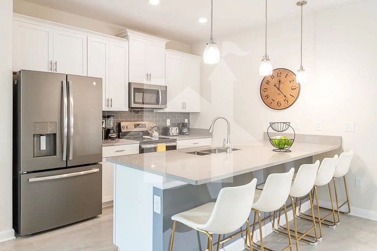 Vacation Home Near Disney, 5 bedrooms