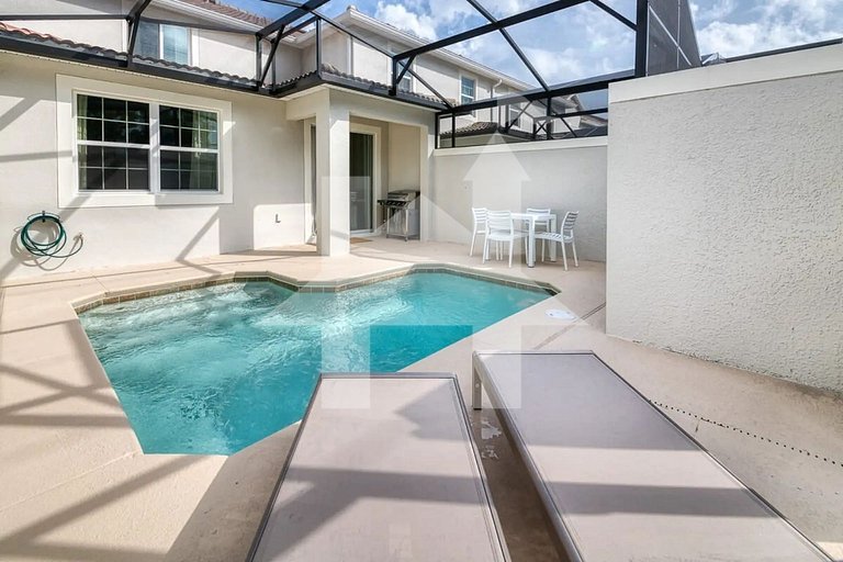 Vacation Home Near Disney, 5 bedrooms