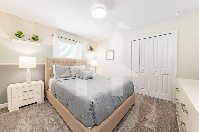 Vacation Home Near Disney, 5 bedrooms