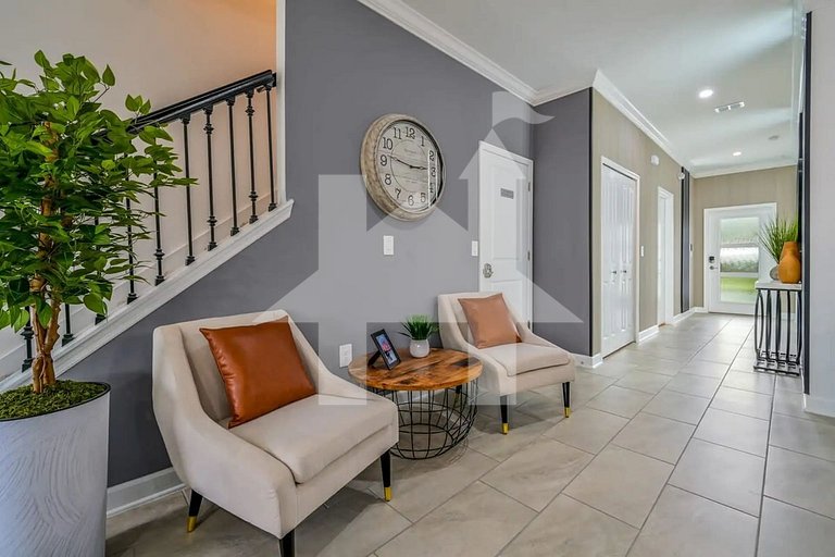 Vacation Home Near Disney, 5 bedrooms