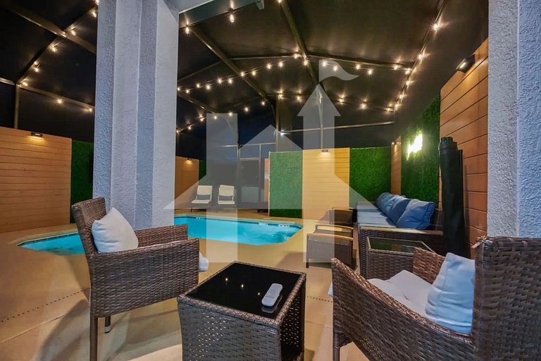 Vacation Home Near Disney, 5 bedrooms