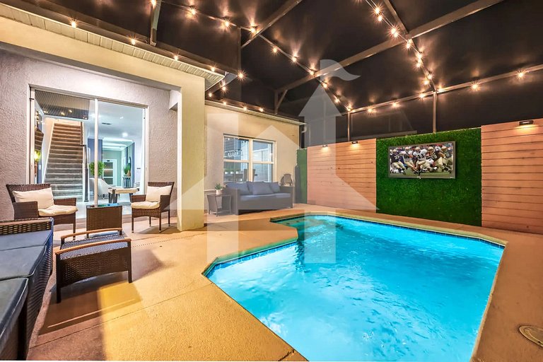 Vacation Home Near Disney, 5 bedrooms