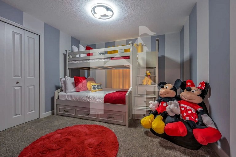 Vacation Home Near Disney, 5 bedrooms