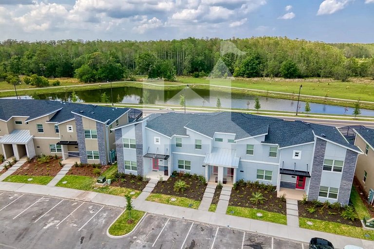 Vacation Home Near Disney, 5 bedrooms