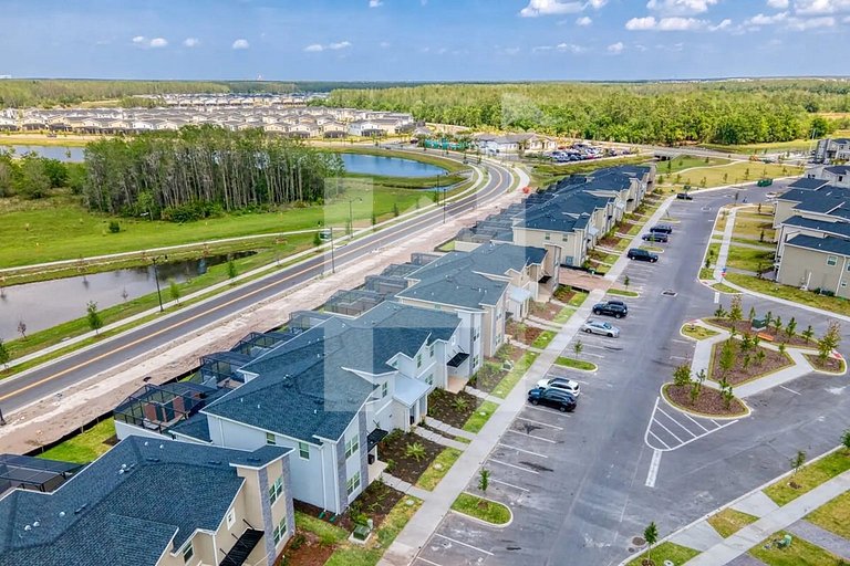 Vacation Home Near Disney, 5 bedrooms