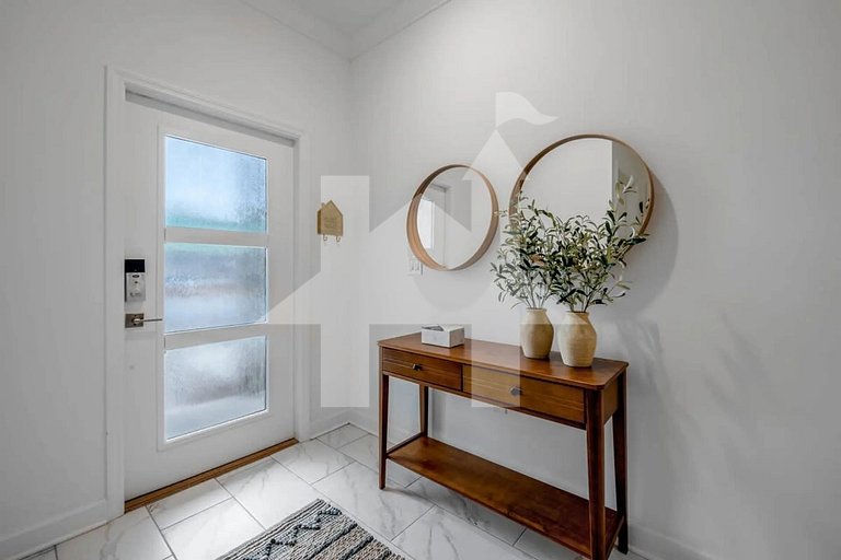 Vacation Home Near Disney, 4 bedrooms