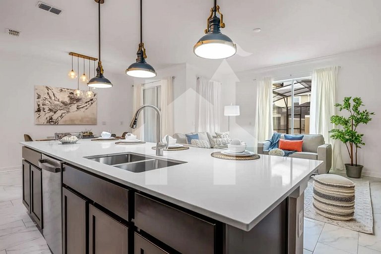 Vacation Home Near Disney, 4 bedrooms