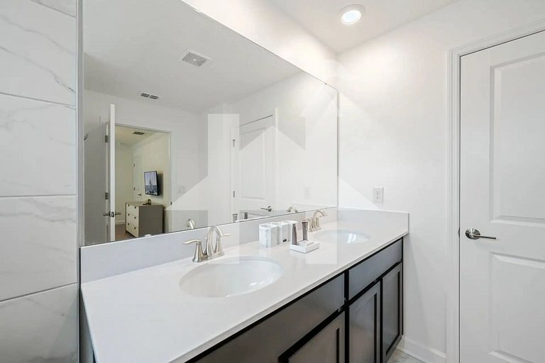 Vacation Home Near Disney, 4 bedrooms