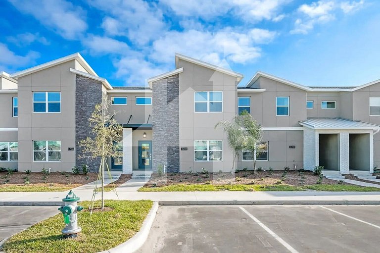 Vacation Home Near Disney, 4 bedrooms