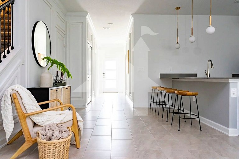 Vacation Home Near Disney, 5 bedrooms