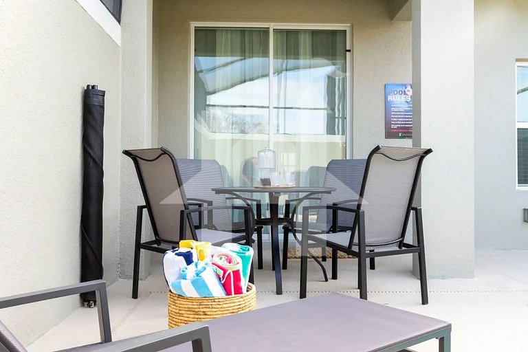 Vacation Home Near Disney, 5 bedrooms