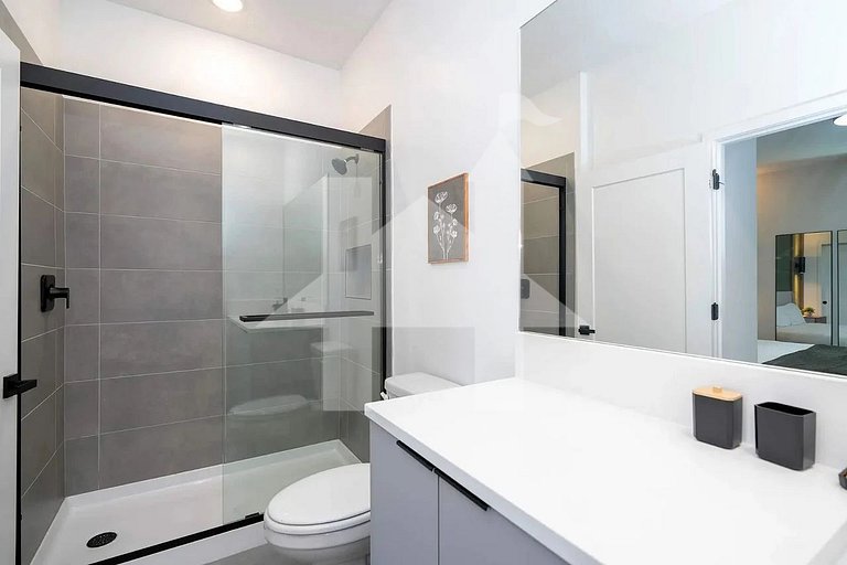 Vacation Home Near Disney, 5 bedrooms