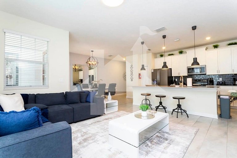 Vacation Home Near Disney, 4 bedrooms