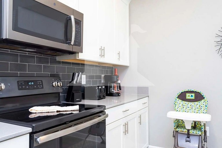 Vacation Home Near Disney, 4 bedrooms