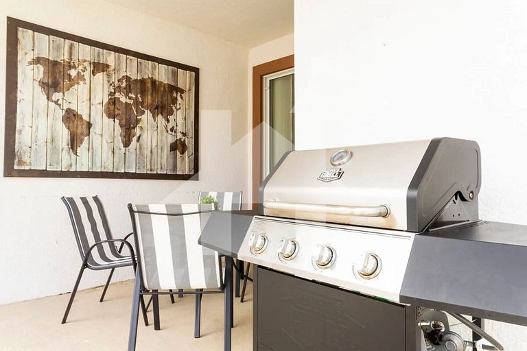 Vacation Home Near Disney, 4 bedrooms