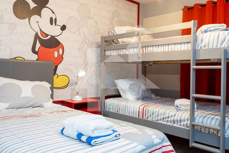 Casa de Férias Perto da Disney - 4 Quartos