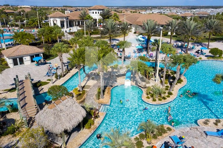 Vacation Home Near Disney, 4 bedrooms
