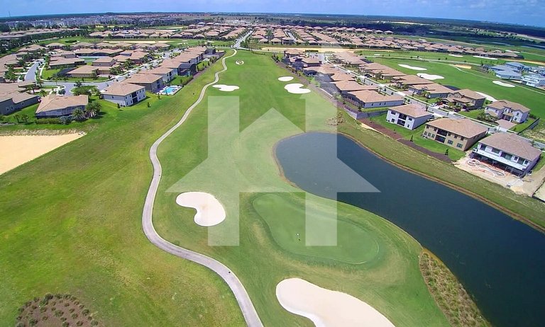 Vacation Home Near Disney, 4 bedrooms