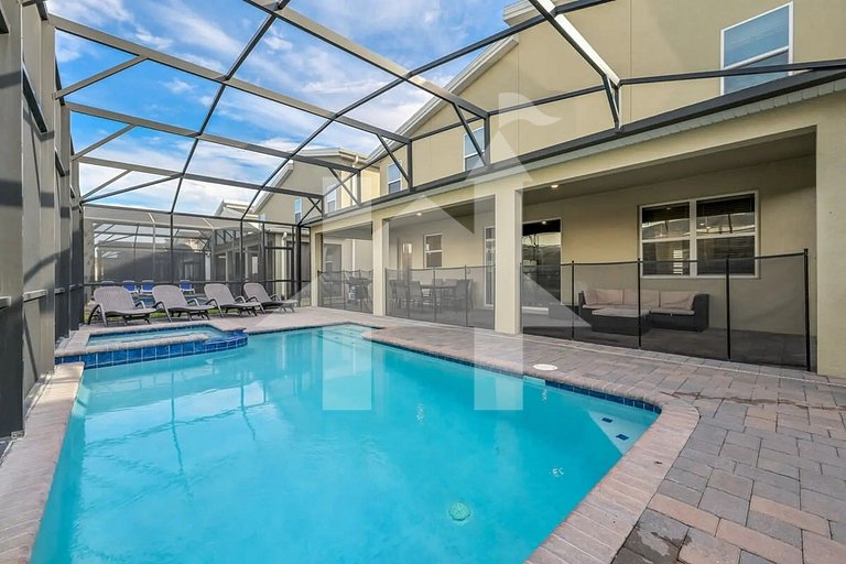 Vacation Home Near Disney, 9 bedrooms
