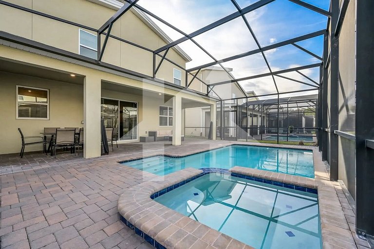 Vacation Home Near Disney, 9 bedrooms