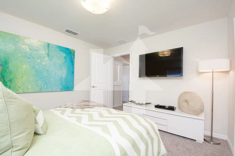 Vacation Home Near Disney, 5 bedrooms