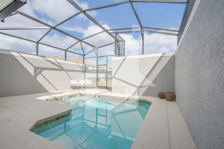 Vacation Home Near Disney, 5 bedrooms