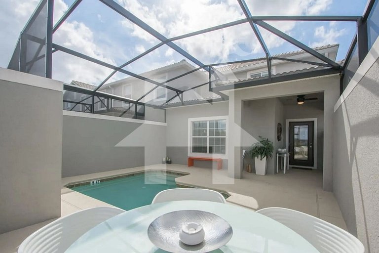 Vacation Home Near Disney, 5 bedrooms