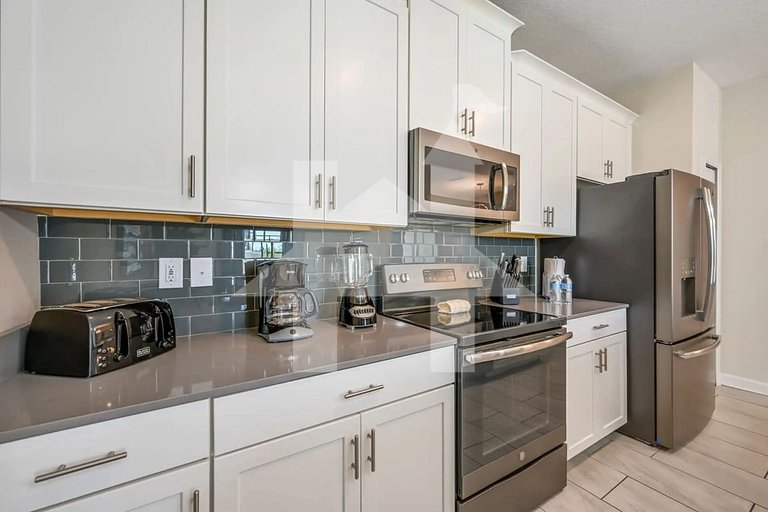 Vacation Home Near Disney, 4 bedrooms