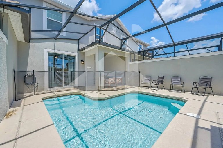 Vacation Home Near Disney, 4 bedrooms