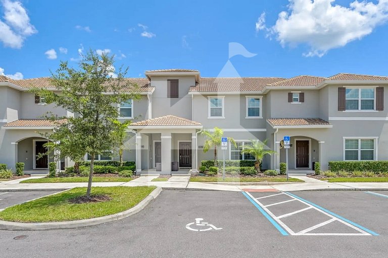 Vacation Home Near Disney, 4 bedrooms