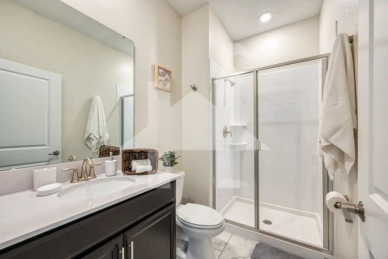 Vacation Home Near Disney, 4 bedrooms