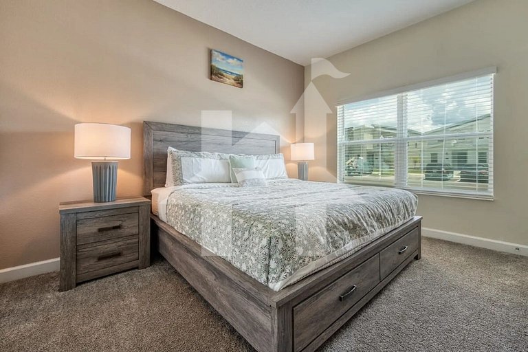 Vacation Home Near Disney, 4 bedrooms