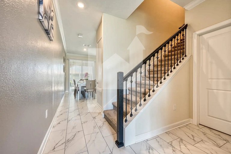Vacation Home Near Disney, 4 bedrooms